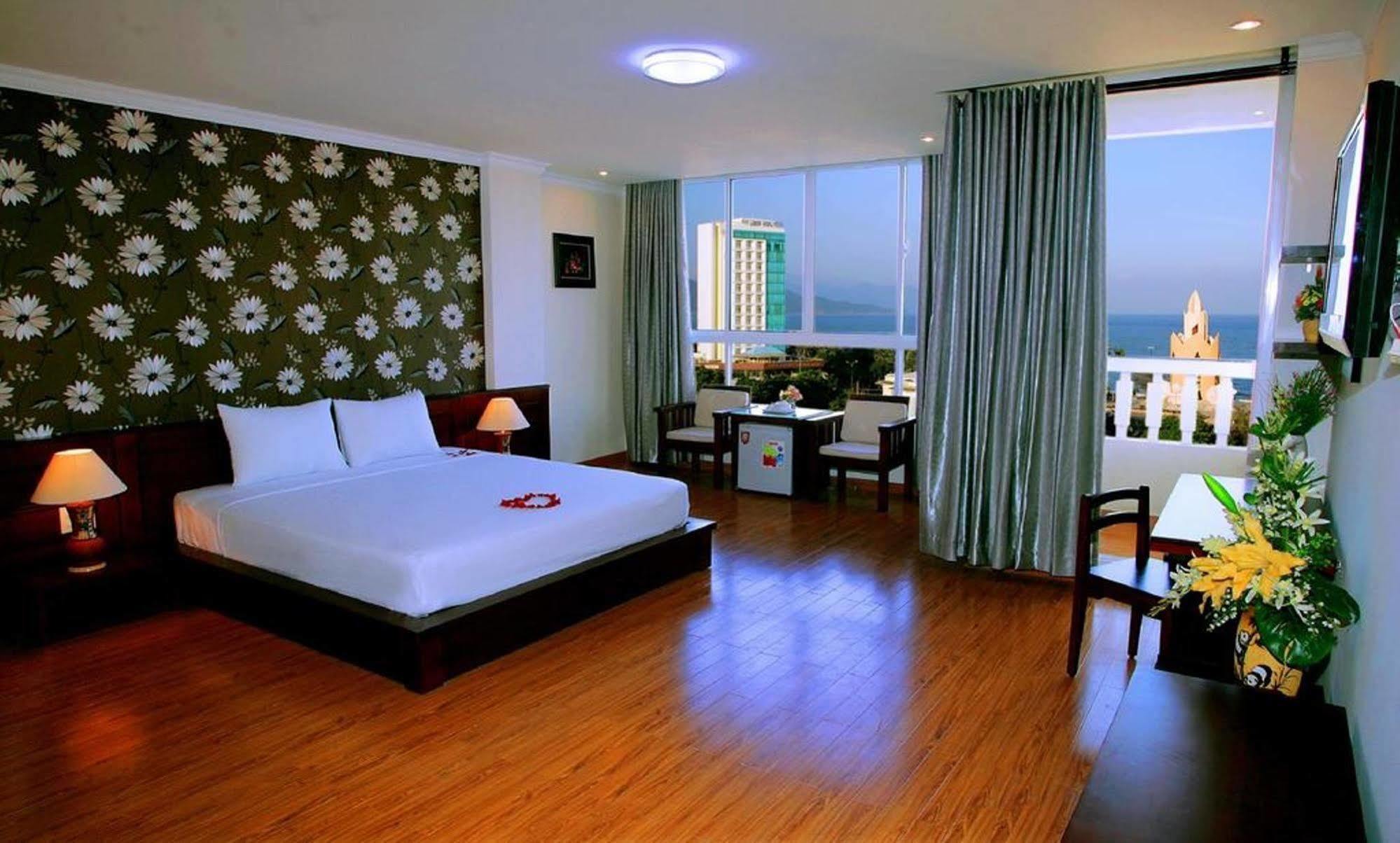 Nice Swan Hotel Nha Trang Kültér fotó